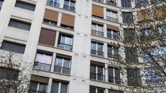 Un toit à Paris pour une famille de réfugiés