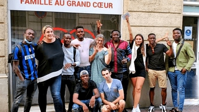 Aidez-nous à loger des jeunes migrants LGBT isolés (34)
