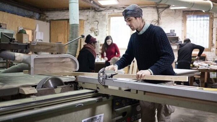 La Case Départ : un atelier bois pour sans abri à Rouen