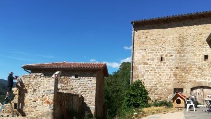 A LA MAISON DES OISILLONS LE NID S’AGRANDIT