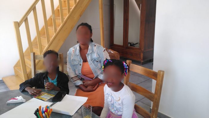 Offrir un toit à une maman et ses deux enfants