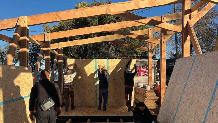 Des sanitaires pour un bidonville de Montpellier